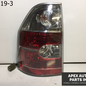 2004 2005 2006 ACURA MDX LEFT DRIVER TAIL LIGHT LAMP 04 05 06