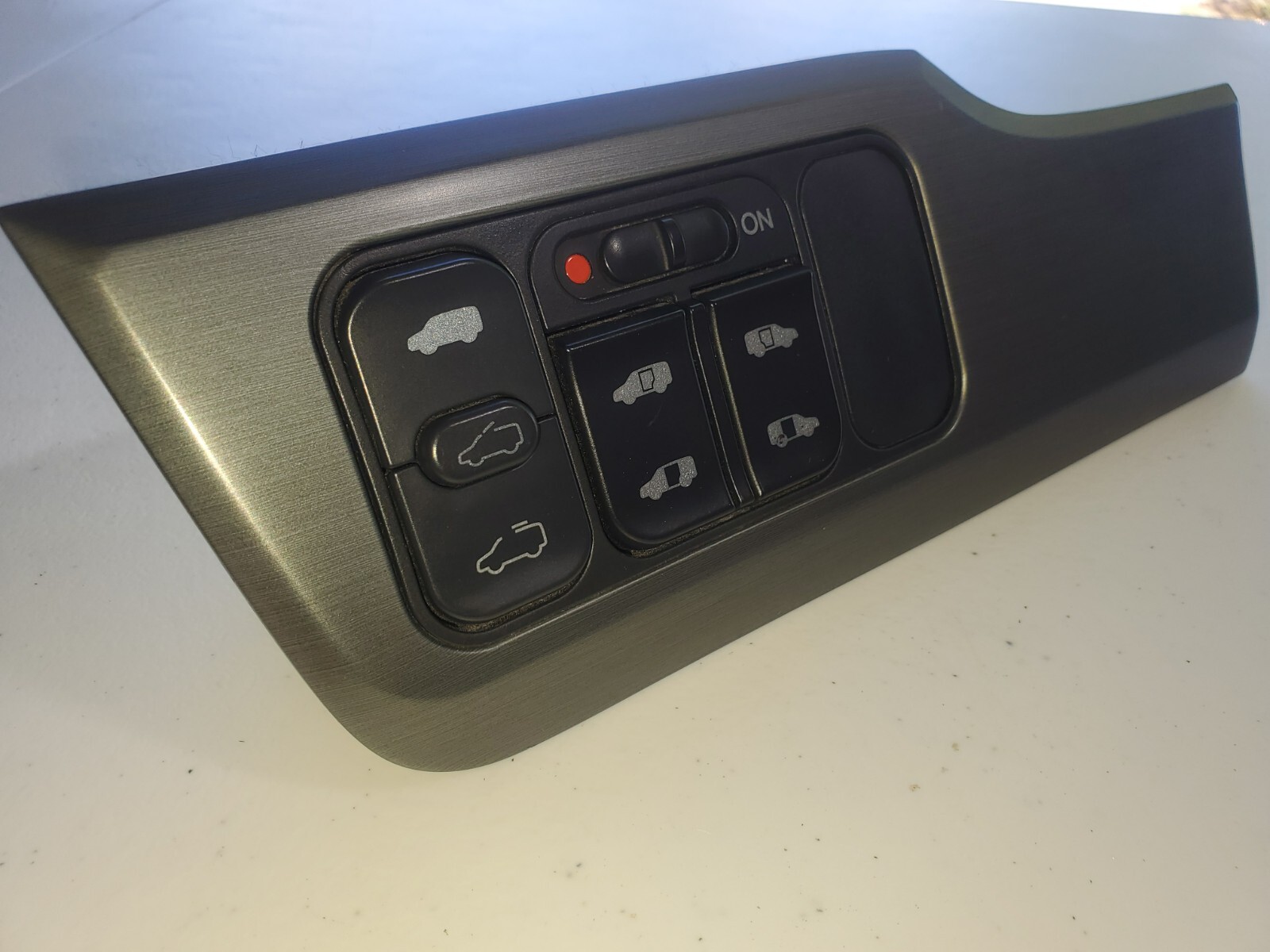 2005 06 07 08 09 10 HONDA ODYSSEY SUNROOF & SLIDING DOOR SWITCH W/ BEZEL OEM - Image 3