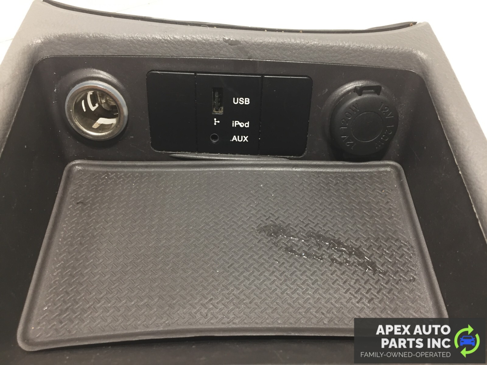 2007 - 2009 Hyundai Santa Fe Shift Floor Trim Bezel Power Outlet Heated Switch - Image 6