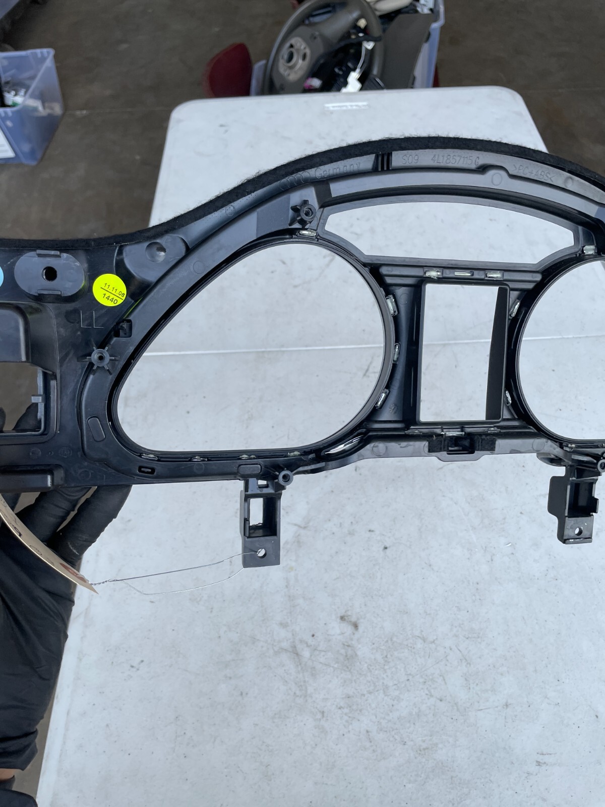 2007-2014V AUDI Q7 DASH INTRUMENT CLUSTER BEZEL 4L1 857 115 G - Image 9