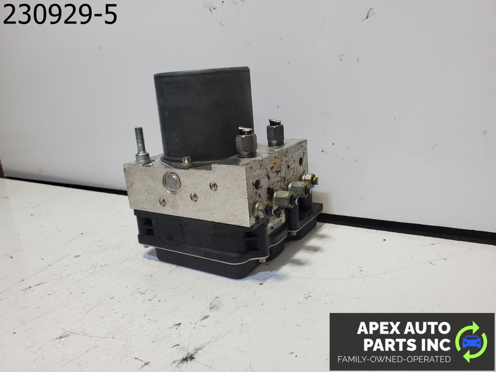2011-2013 Infiniti G37 Abs Pump Control Module T2JUM - Image 4
