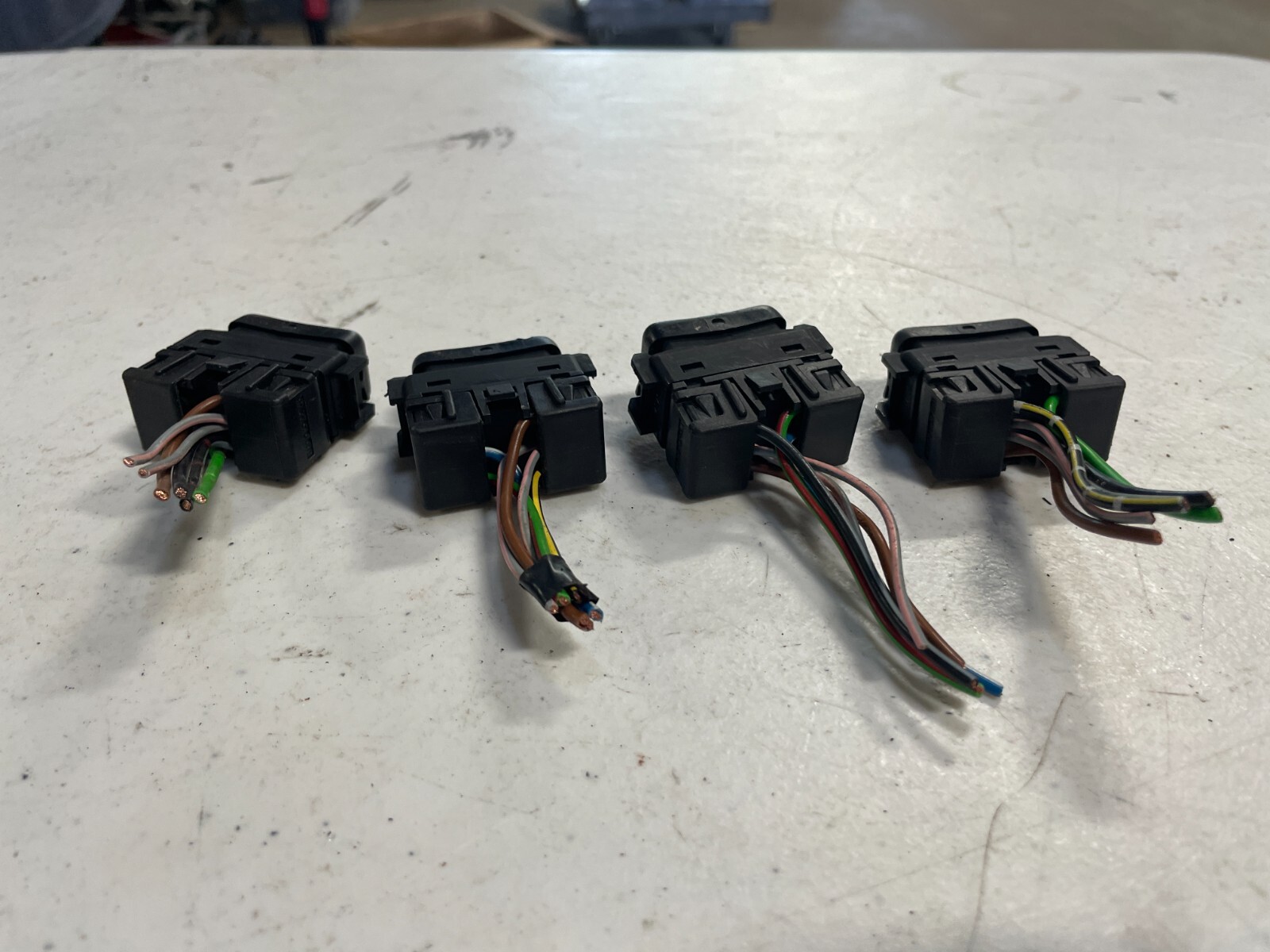 89 Mercedes W126 300SE 560SEL switch set, window switches - Image 8