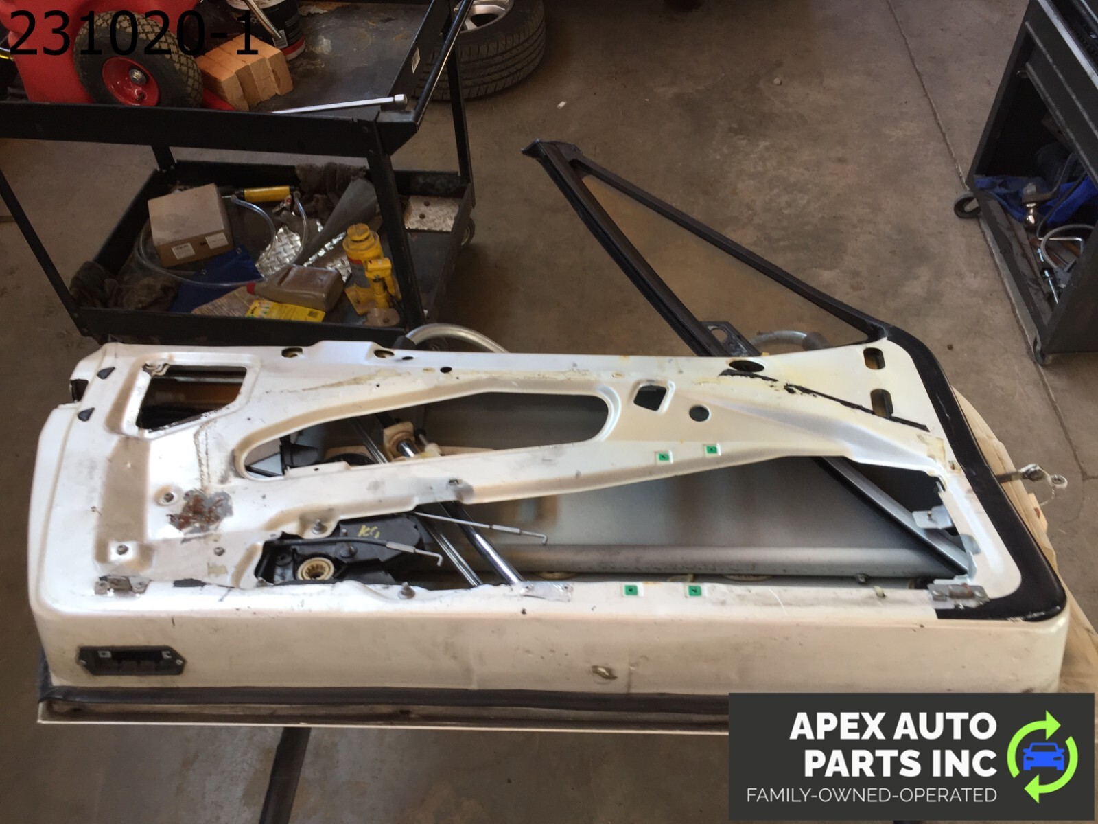 *LOCAL PICKUP* OEM 1990 Cadillac Allante FRONT LEFT DRIVER DOOR SHELL - Image 3