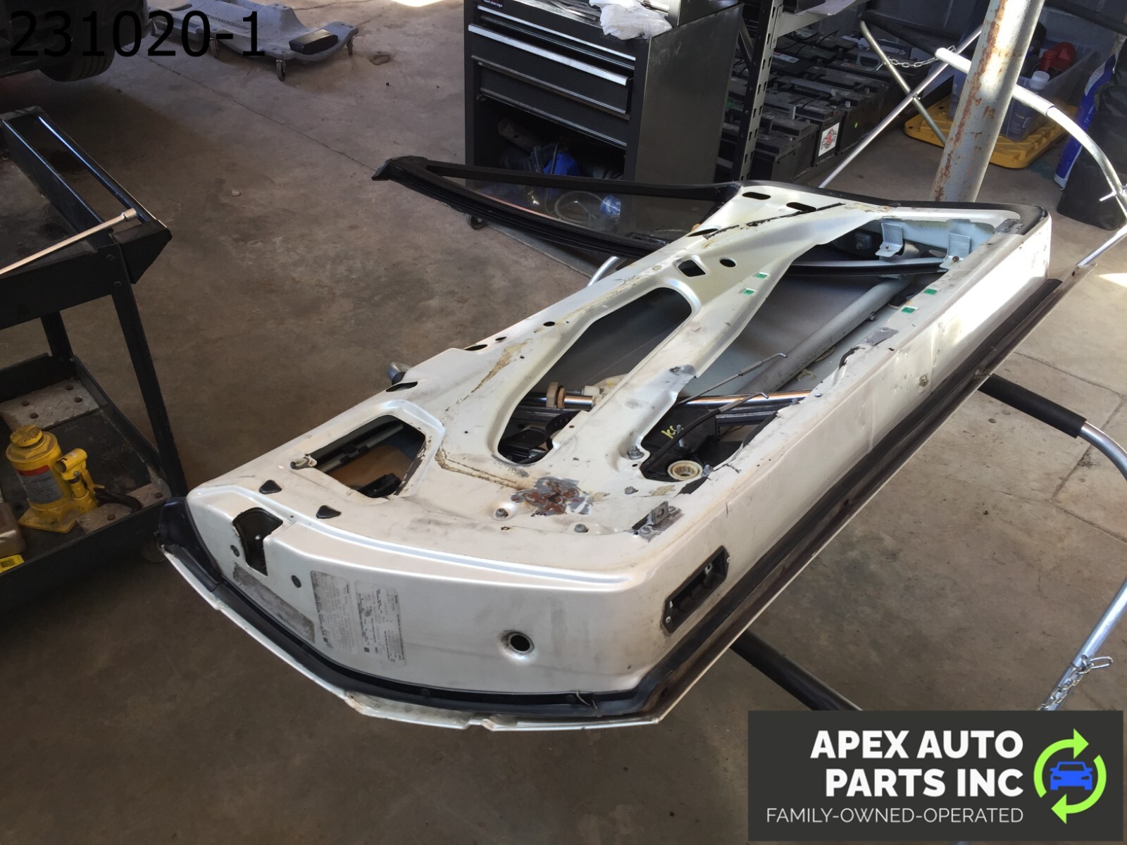 *LOCAL PICKUP* OEM 1990 Cadillac Allante FRONT LEFT DRIVER DOOR SHELL - Image 5