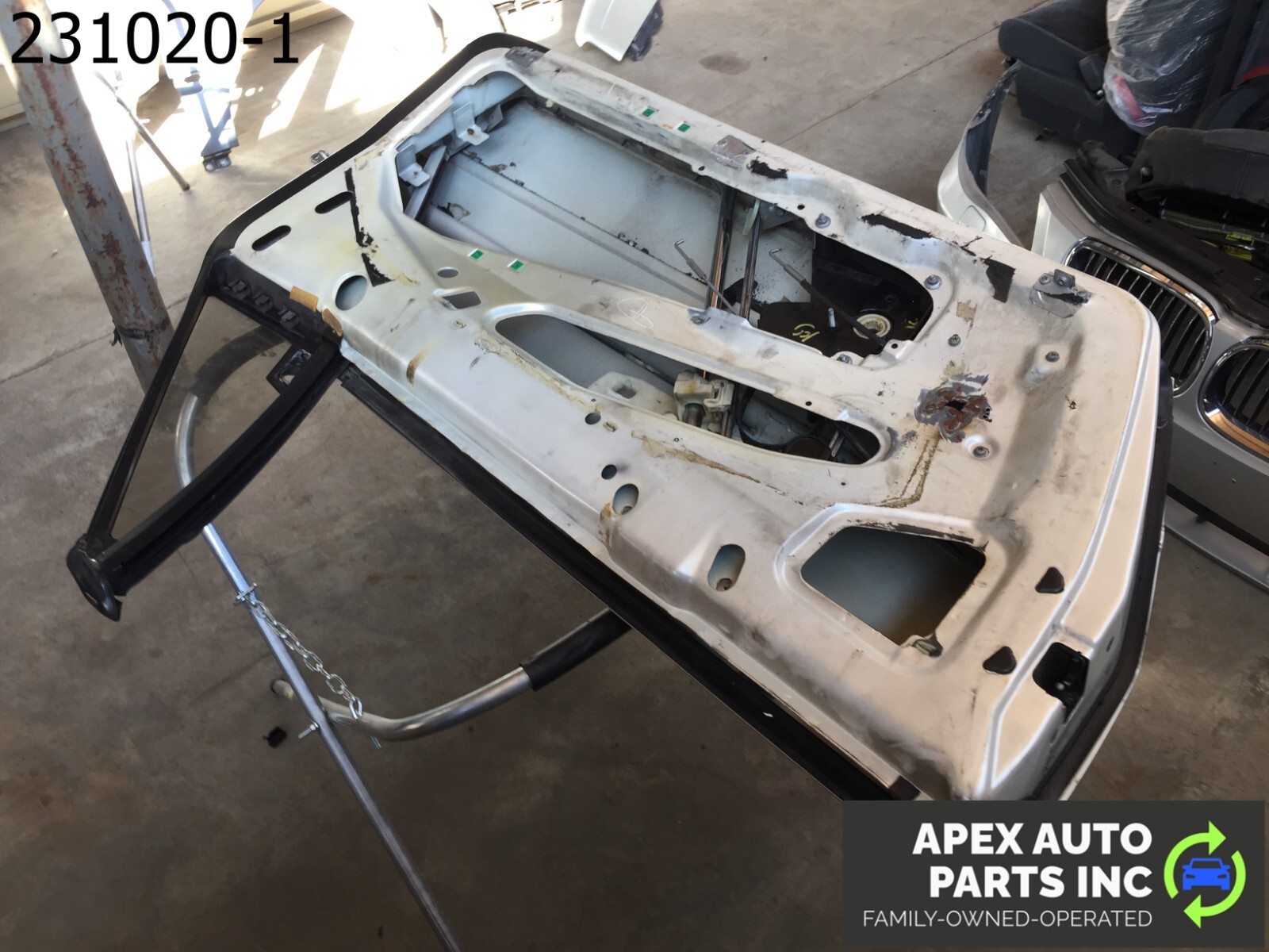 *LOCAL PICKUP* OEM 1990 Cadillac Allante FRONT LEFT DRIVER DOOR SHELL - Image 6