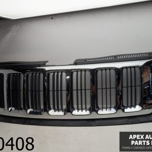 *NO SHIPPING* OEM 2011 Jeep Grand Cherokee 3.6L Grille Laredo Upper Chrome