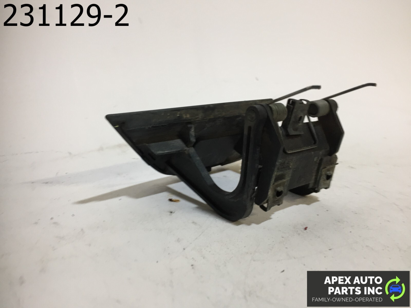 OEM 02-08 BMW 745Li 750i 760i Left Driver Headlight Washer Nozzle Cover - Image 6