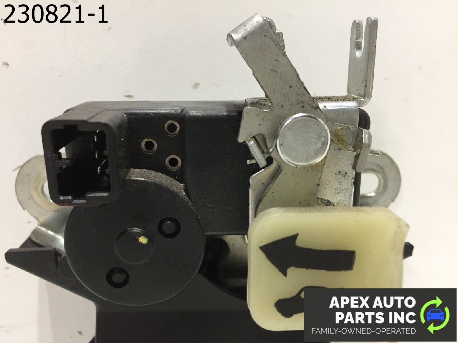 OEM 11-15 Hyundai Sonata Trunk Deck Lid Latch Lock Actuator Release Button Wire - Image 9