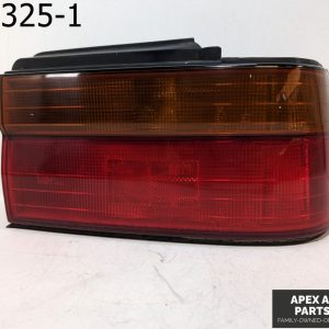 OEM 1990 Acura Legend 2.7L Passenger Right Tail Light Sedan 4 Door 9129066