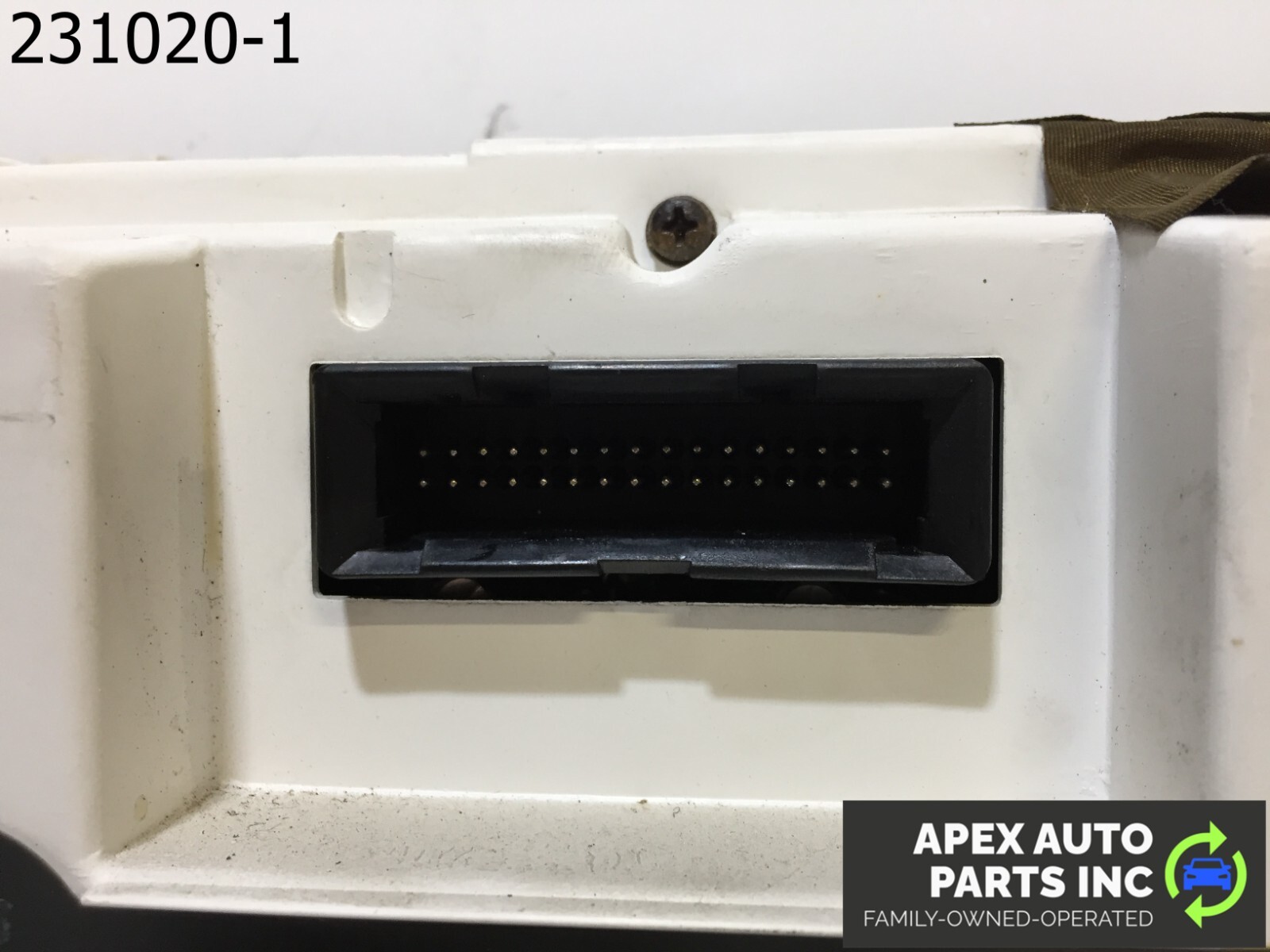 OEM 1990 Cadillac Allante Digital Instrument Cluster - Image 9