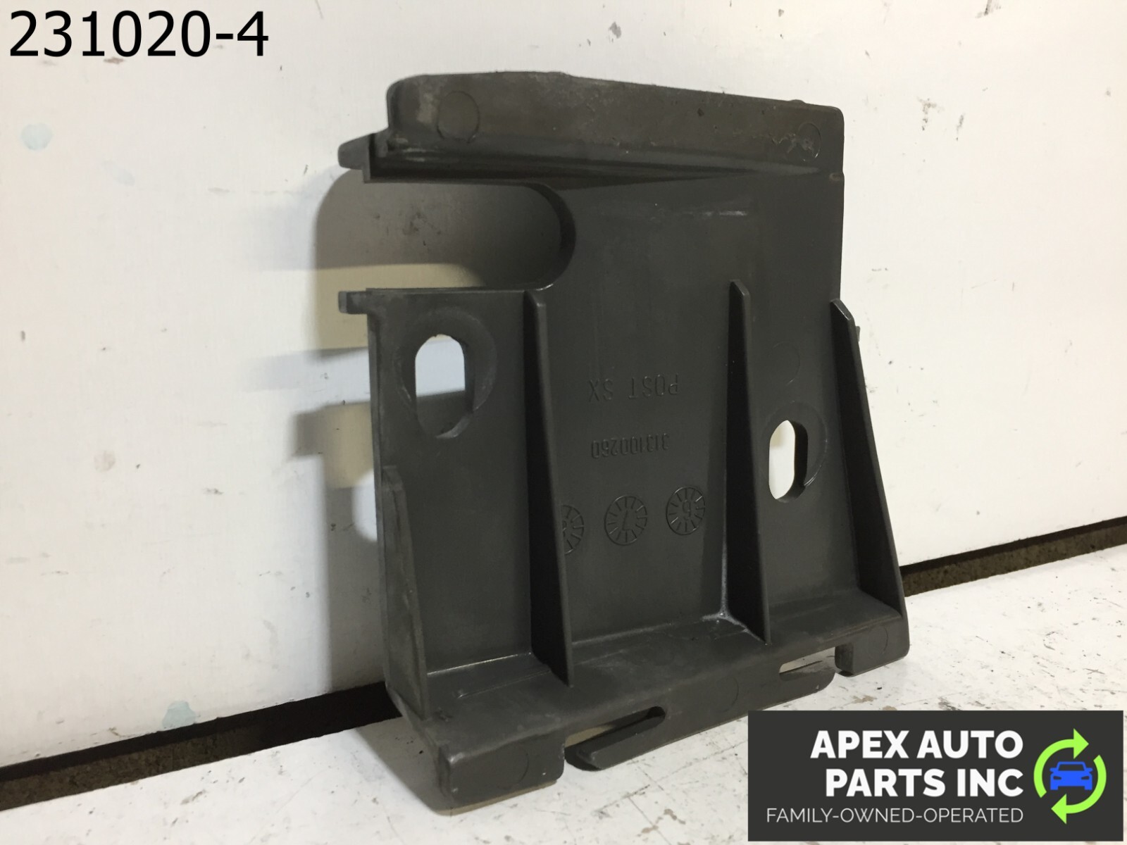 OEM 1990 Cadillac Allante Rear Bumper Mount Bracket - Image 6