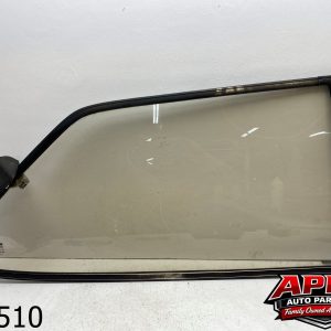 OEM 1992 Saab 900 2.1L 2 DOOR COUPE RIGHT QUARTER GLASS