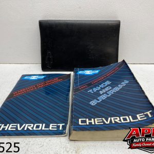 OEM 1995 Chevrolet Suburban 5.7L OWNERS MANUAL GUIDE BOOK W LEATHER CASE