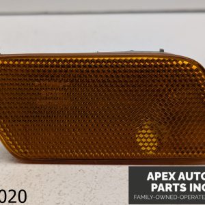 OEM 1996-1999 Mercedes E320 3.2L  Front RH Side Marker Light