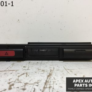 OEM 1996–2004 Acura RL 3.5L DIGITAL CLOCK DISPLAY HAZARD SWITCH BUTTON