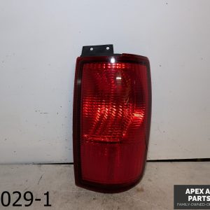 OEM 1998-2002 Lincoln Navigator 5.4L Right Passenger Side Tail Light