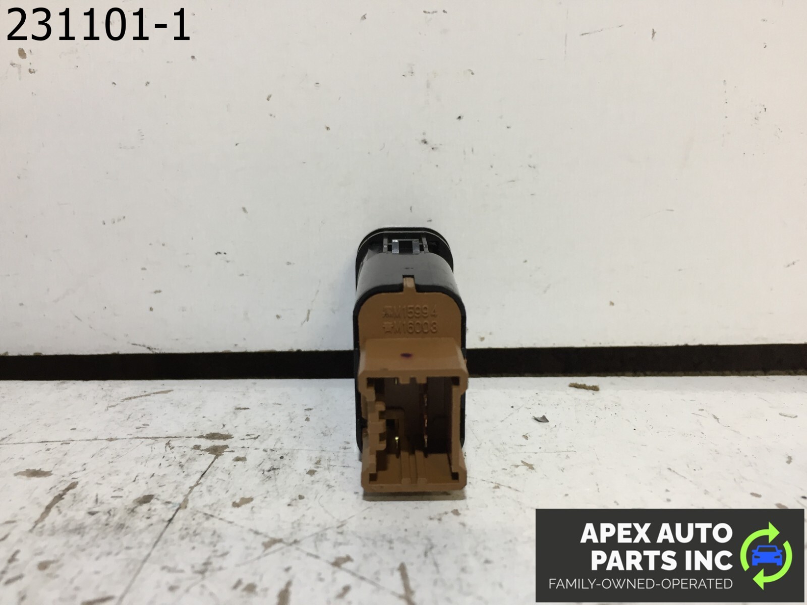 OEM 1999 Acura RL Dash Right Side Heated Seat Control Switch M15994 - Image 5