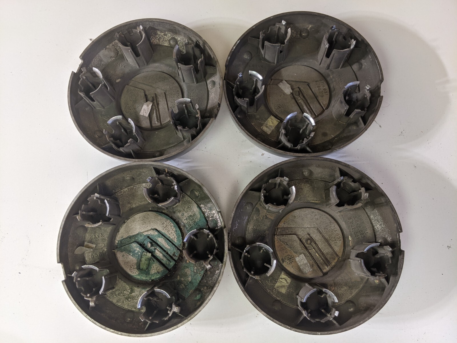 OEM 2002-2005 Mercury Mountaineer # 3456 / 3457 Aluminum Wheel Center Caps SET/4 - Image 7