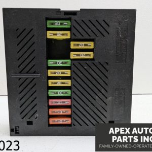 OEM 2004-2006 BMW X5 4.4L POWER DISTRIBUTOR CONTROL FUSE BOX