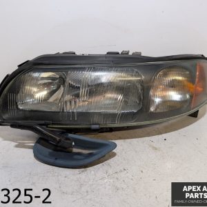 OEM 2004-2007 Volvo V70 2.5L Driver Left Headlight Lamp Halogen W/ Washers