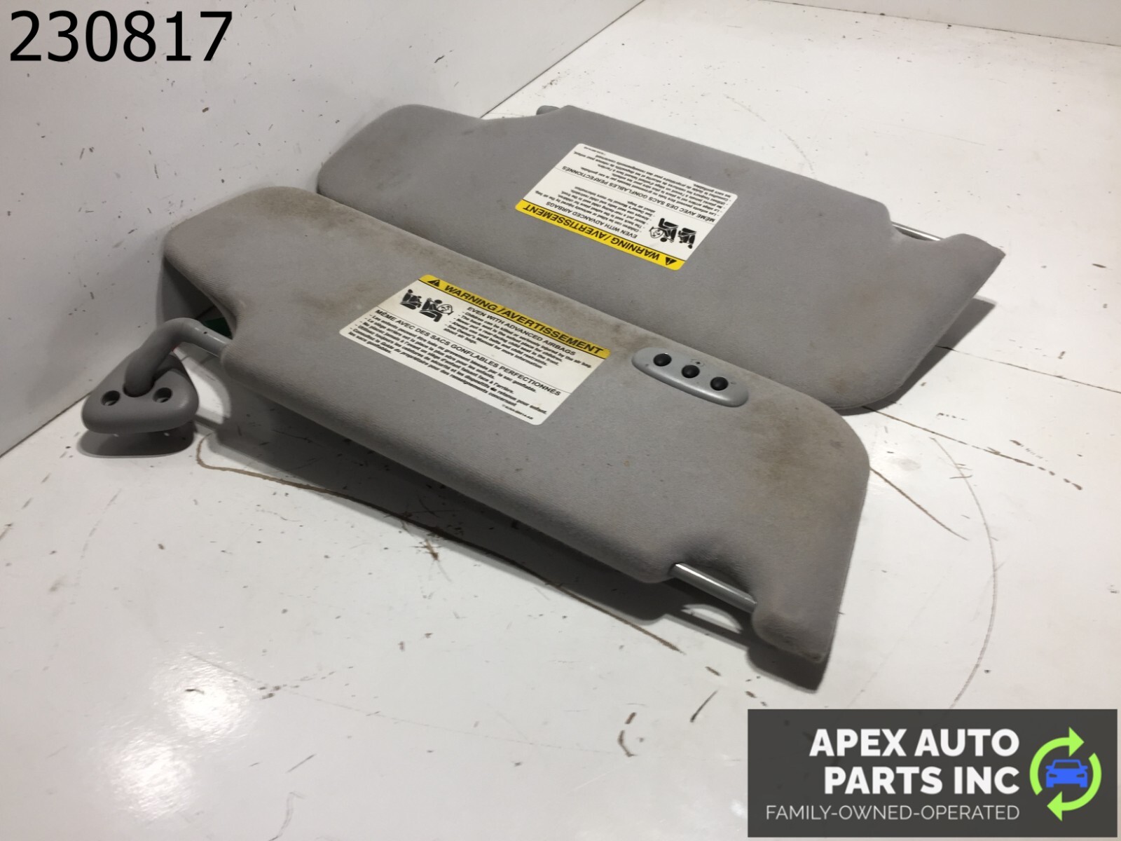 OEM 2005-2007 Ford Freestyle Driver Passneger Sunvisor Sun Visor Illuminated - Image 3