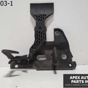 OEM 2005-2008 Audi A6 Avant 3.1L  Hood Bonnet Lock Latch Release Lever