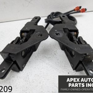 OEM 2005 BMW X5 3.0L BOTTOM TRUNK LID LOCK SET PAIR RIGHT LEFT LH RH