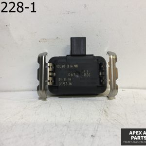 OEM 2005 Volvo XC90 RAIN SENSOR 30649885