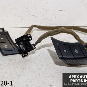 OEM 2006-2008 Infiniti G35 3.5L Steering Wheel Cruise & Radio Control Switches