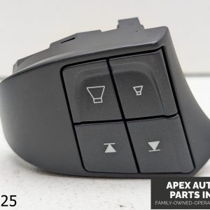 OEM 2006-2010 Volvo C70 2.5L SWITCH STEERING WHEEL RADIO VOLUME