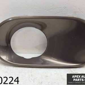 OEM 2006 BMW X5 3.0L FOG LIGHT TRIM BEZEL FRONT BUMPER RIGHT PASSENGER SIDE