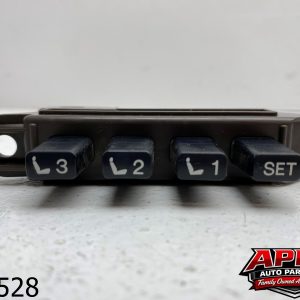 OEM 2006 Lexus GS430 4.3L FRONT LEFT DRIVER SIDE SIDE SEAT MEMORY SWITCH