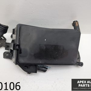 OEM 2006 Lexus IS350 3.5LUNDER HOOD FUSE BOX COVER