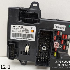OEM 2007-2009 Saturn Aura Hybrid 2.4L Body Control Module BCM Fuse Box