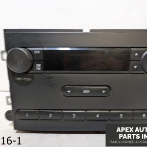 OEM 2008-2010 Ford F-250 5.4L AM/FM RADIO tuner
