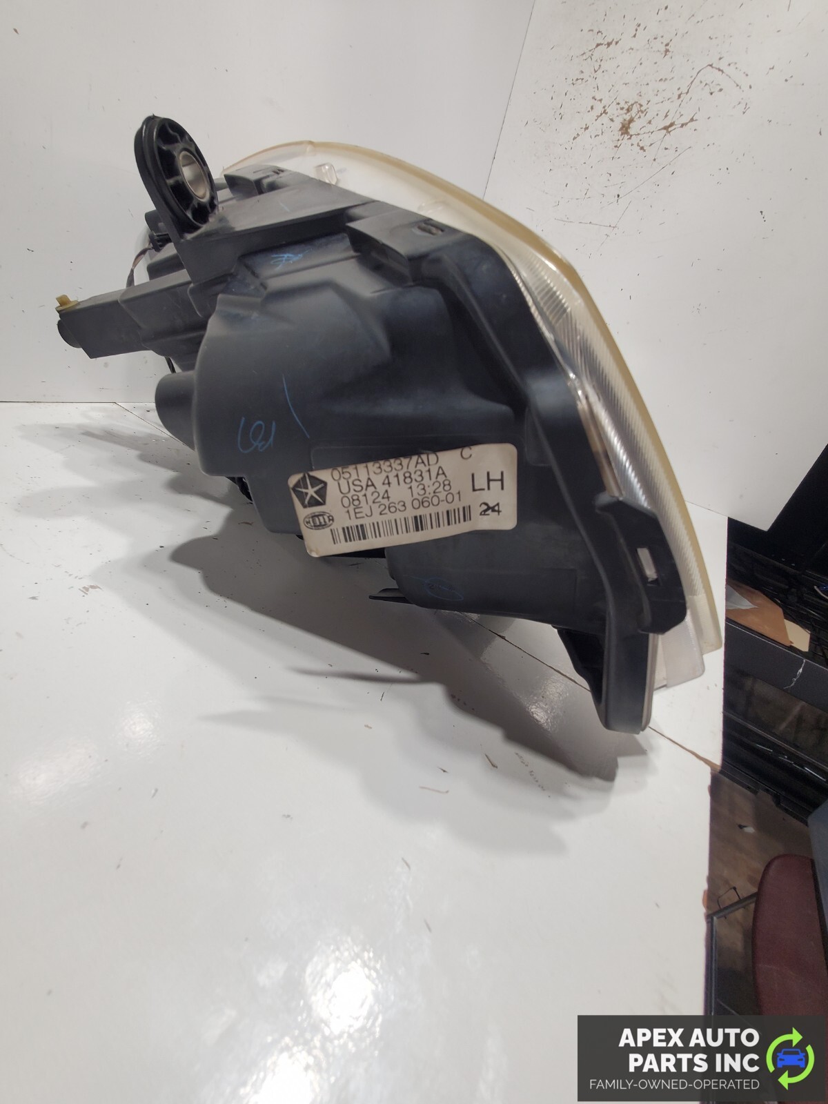 OEM 2008-2016 Town & Country Driver Left Head Light Headlight Lamp - Image 4