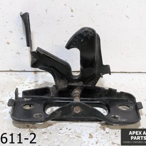 OEM 2009-2014 Volkswagen Routan 3.6L Hood Lock Latch Striker Handle Assembly