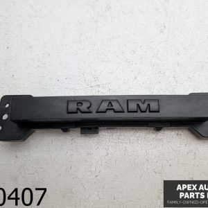 OEM 2009 Dodge Ram 1500 4.7L ACCESSORY SWITCH HOUSING COVER RADIO BEZEL