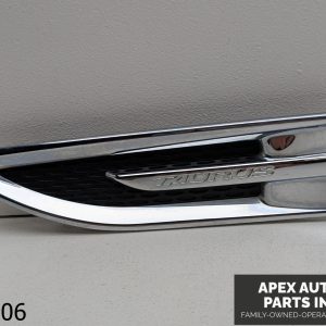 OEM 2010-2012 Ford Taurus Front LH Left Driver Fender Chrome Emblem Trim Molding