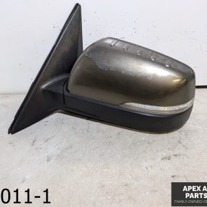 OEM 2010-2013 KIA Soul 2.0L Driver Left side power door w/ turn mirror