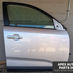 OEM 2011-2013 Kia Sorento 2.4L Passenger Right Front Door Electric