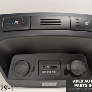 OEM 2011-2013 Kia Sorento Seat Heat Temperature Switch W/ AUX IN PORT W/ Trim