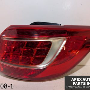 OEM 2011-2013 Kia Sportage 2.4L PASSENGER RIGHT SIDE QUARTER TAIL LIGHT