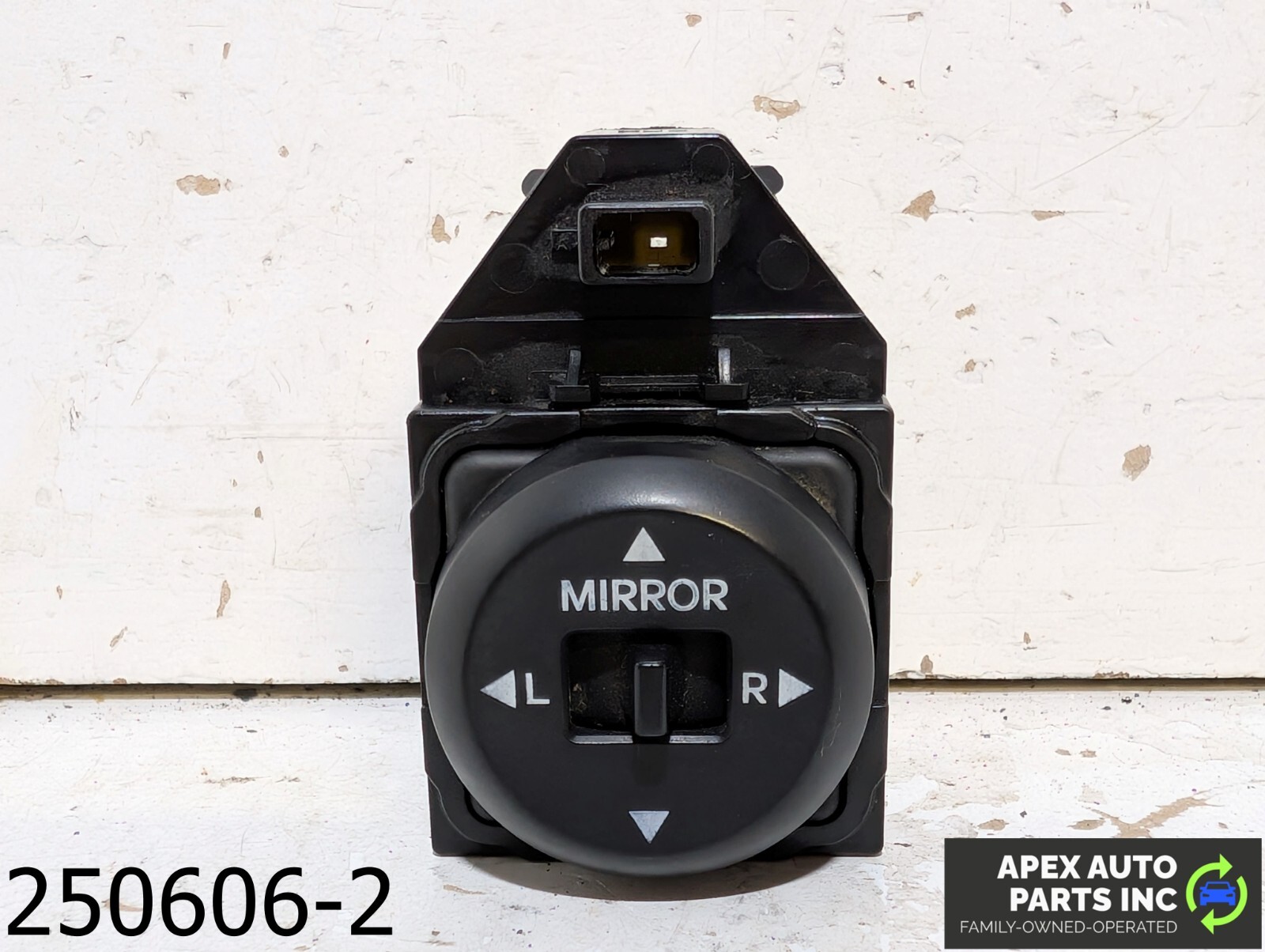 OEM 2011-2013 Kia Sportage 2.4L Power Door Mirror Switch Control