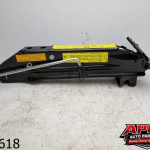 OEM 2011 Audi Q7 3.0L Spare Tire Emergency Jack Tool Kit Foam Assembly