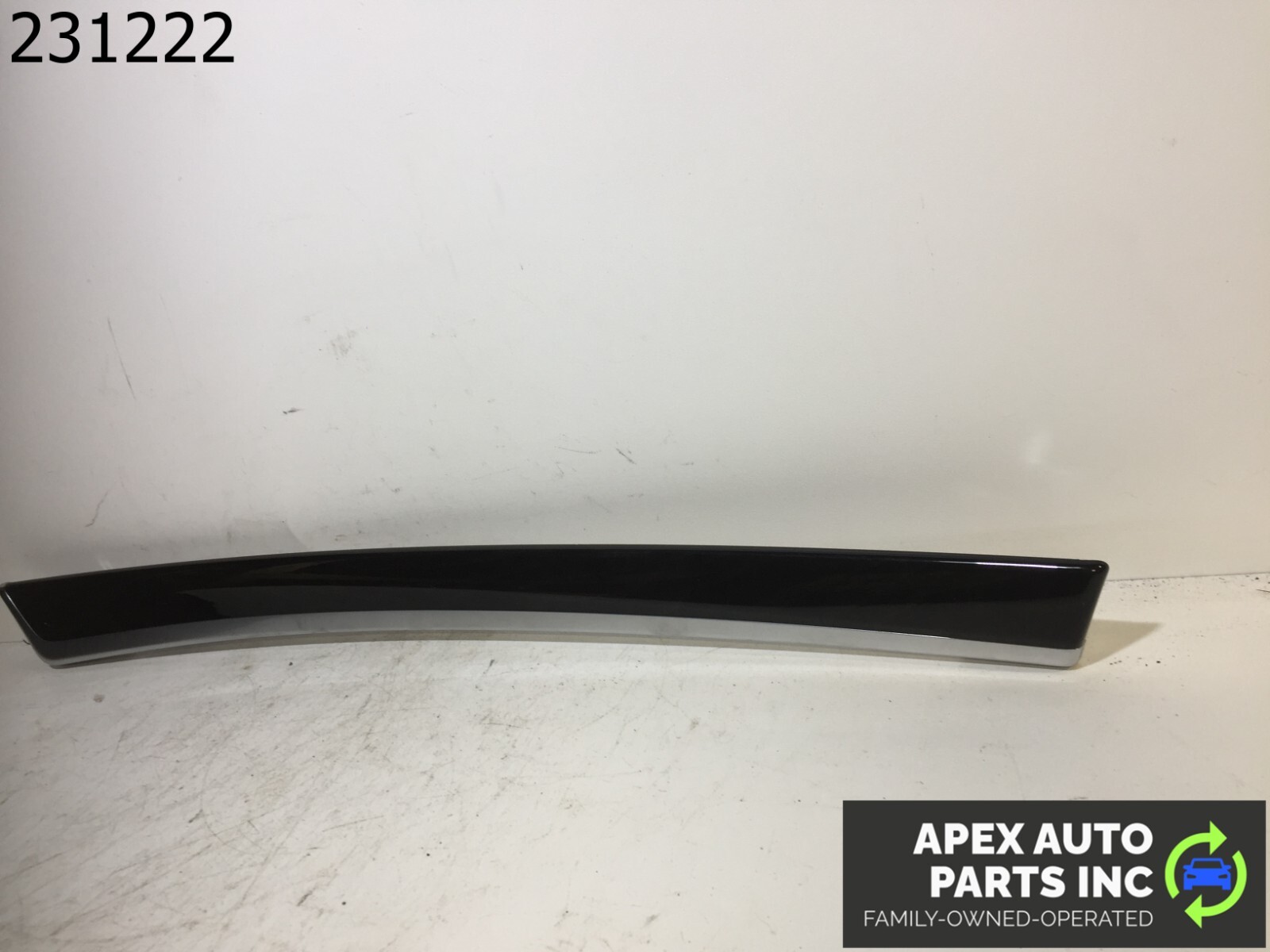 OEM 2011 BMW 550i Front Left Door Trim 7225552 - Image 4