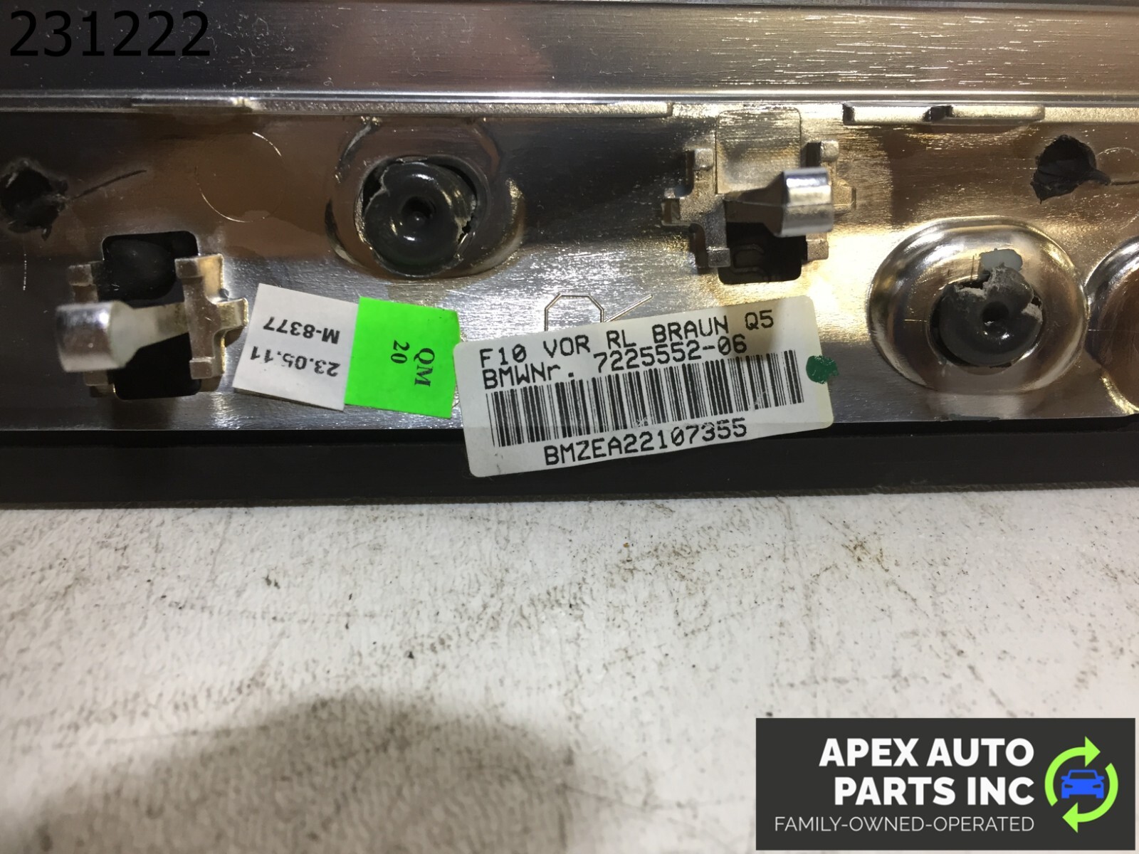 OEM 2011 BMW 550i Front Left Door Trim 7225552 - Image 8