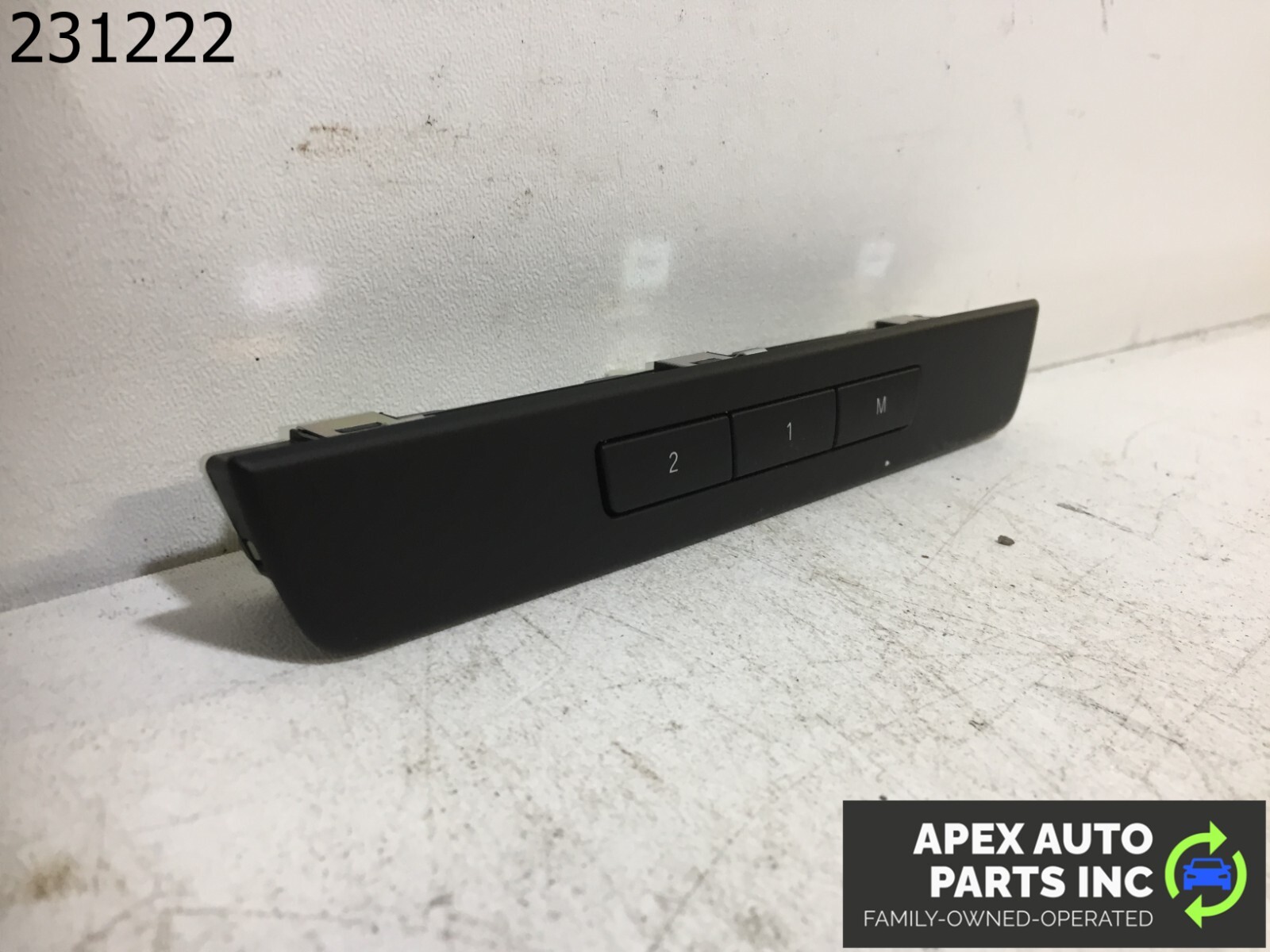 OEM 2011 BMW 550i Front Left Driver Seat Memory Control Switch Panel - Image 3