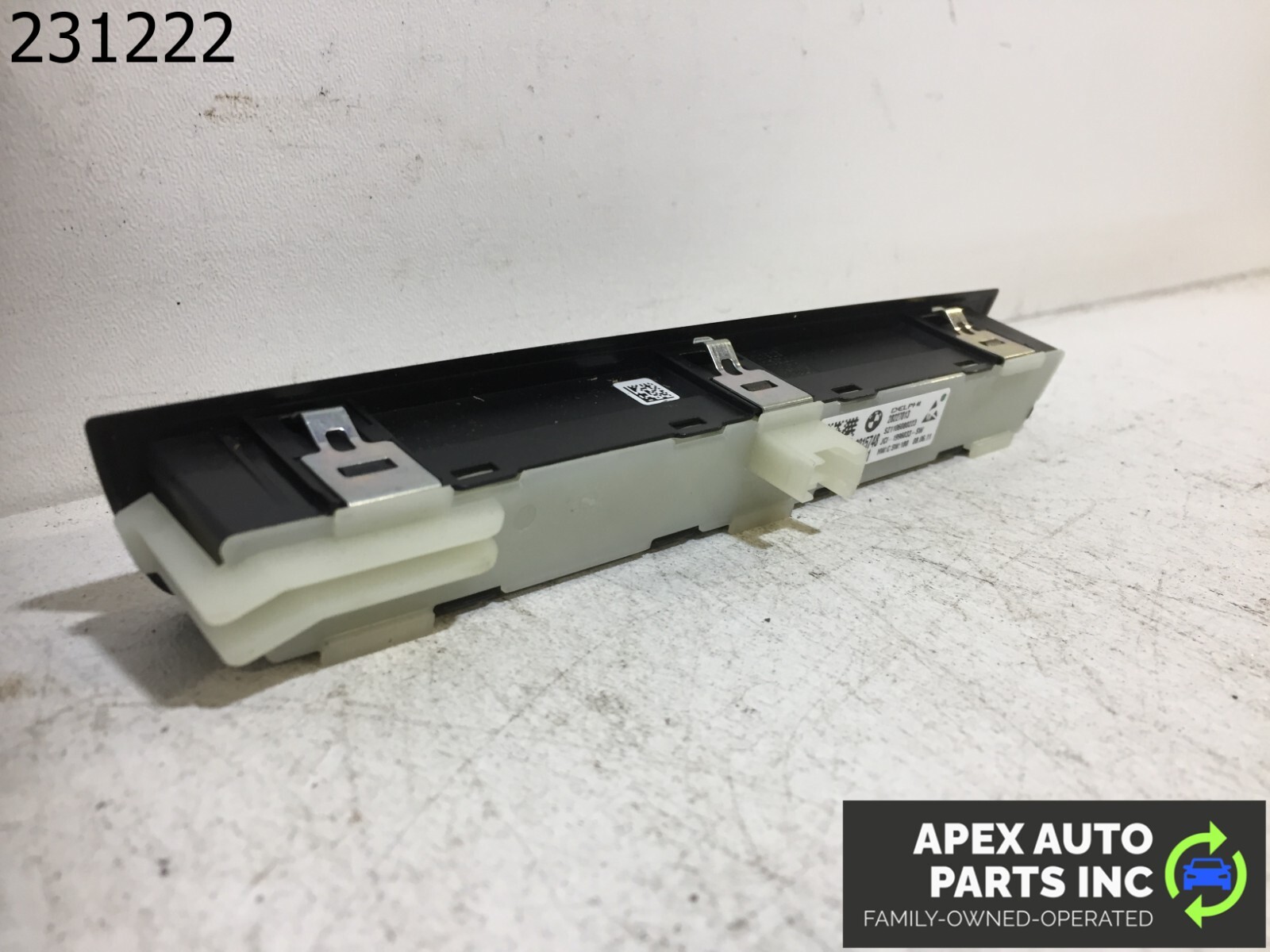 OEM 2011 BMW 550i Front Left Driver Seat Memory Control Switch Panel - Image 6