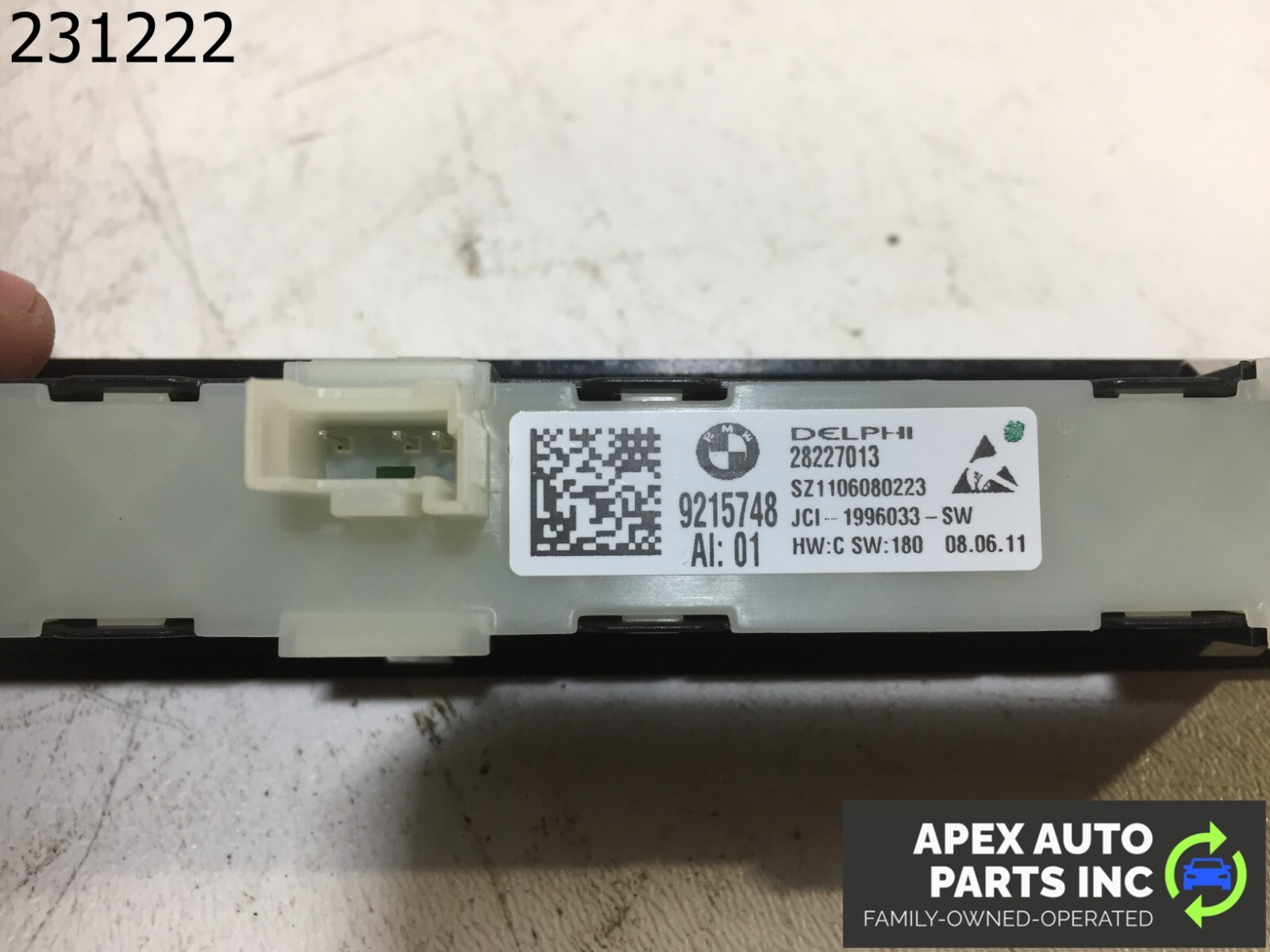 OEM 2011 BMW 550i Front Left Driver Seat Memory Control Switch Panel - Image 8